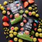Choco fruits Cele jagode v beli čokoladi s pistacijo