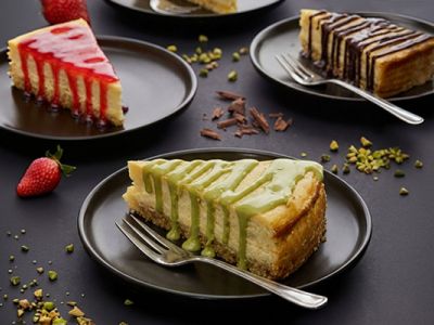 New York Cheesecake je tu. In z njim še Milli Vanilli.