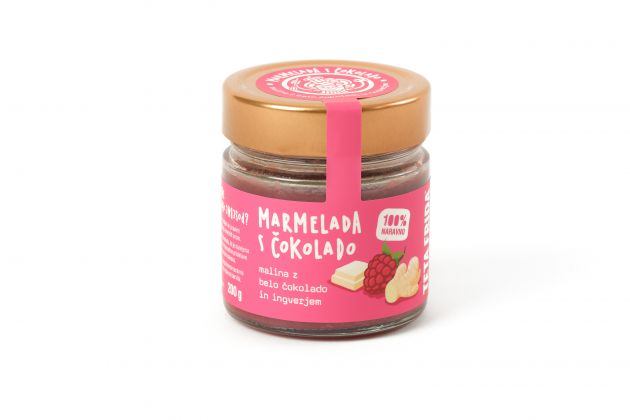 Malinina marmelada z belo čokolado in ingverjem